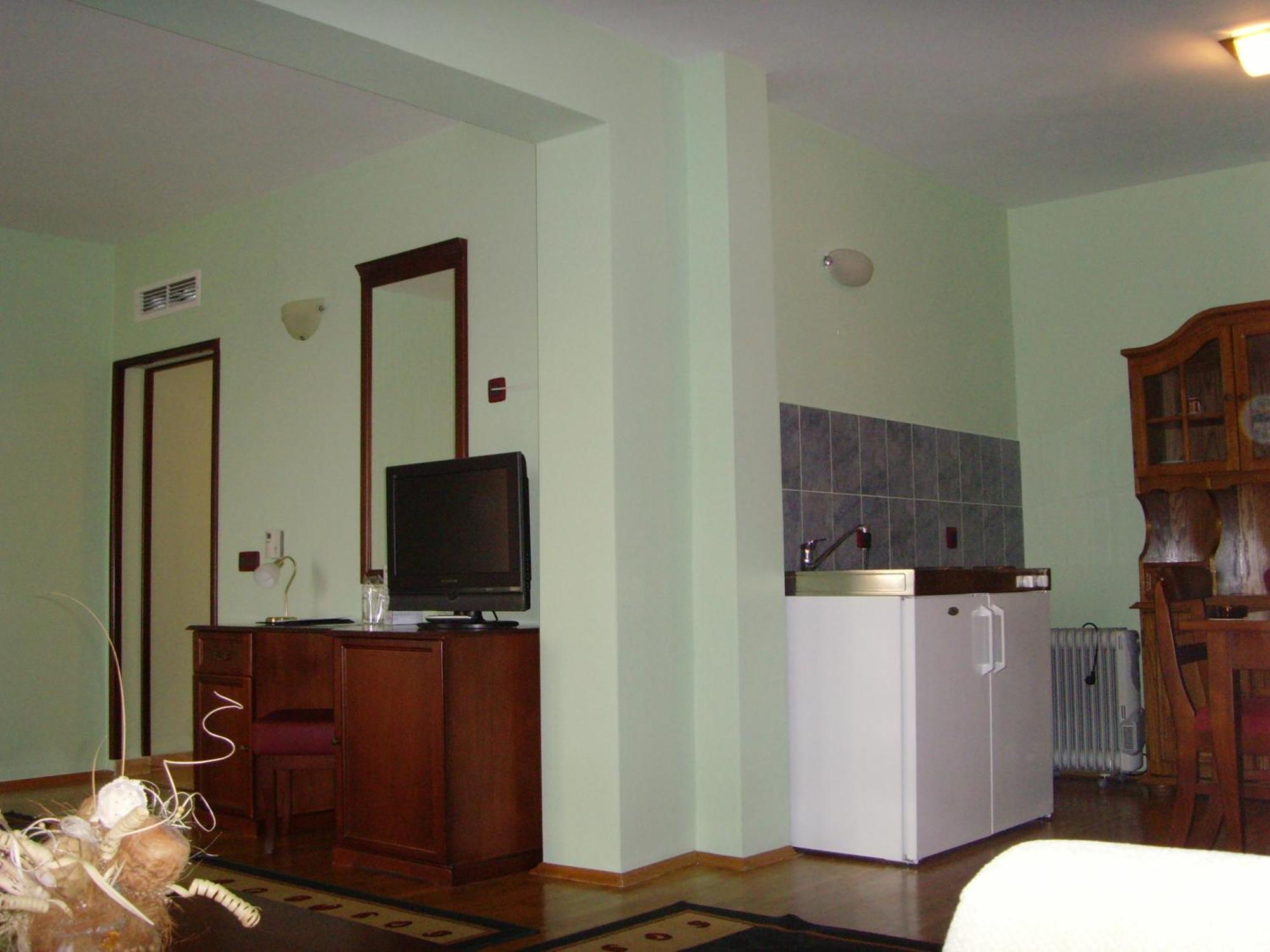 Meridian Hotel Bolyarski เวลีคอเทอร์โนโว ภายนอก รูปภาพ